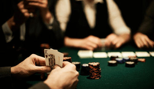 Play Omaha Poker